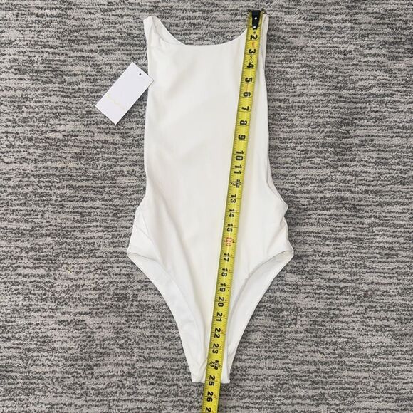 NWT Lovewave The Kerr One Piece in White XXS Revolve - Picture 7 of 11